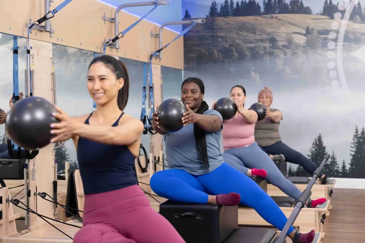 ClubPilates-Group_01_resize
